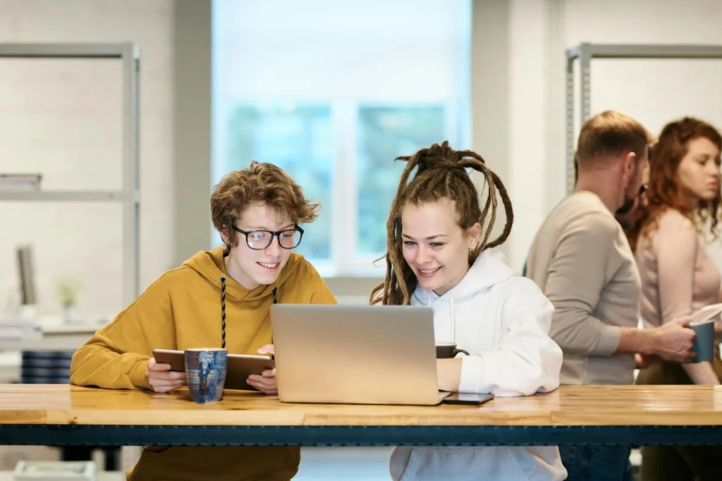 Chat and lead context illustration